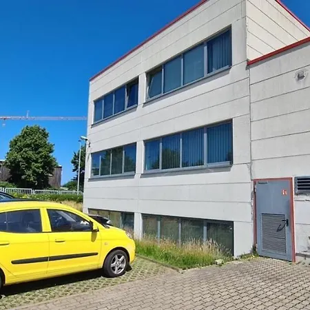 Appartement 3-4 Bett Zimmer Mit Gemeinschaftsbad44 *
